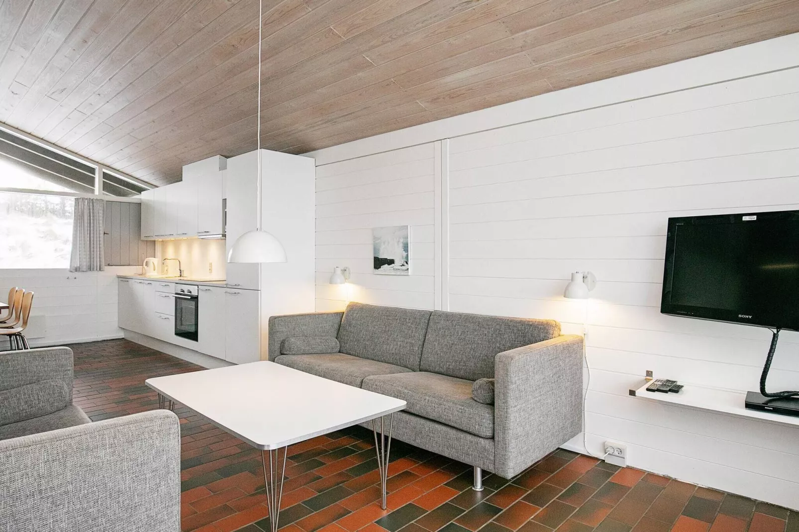 B-3½ room,renovated, Ocean view-Indoor