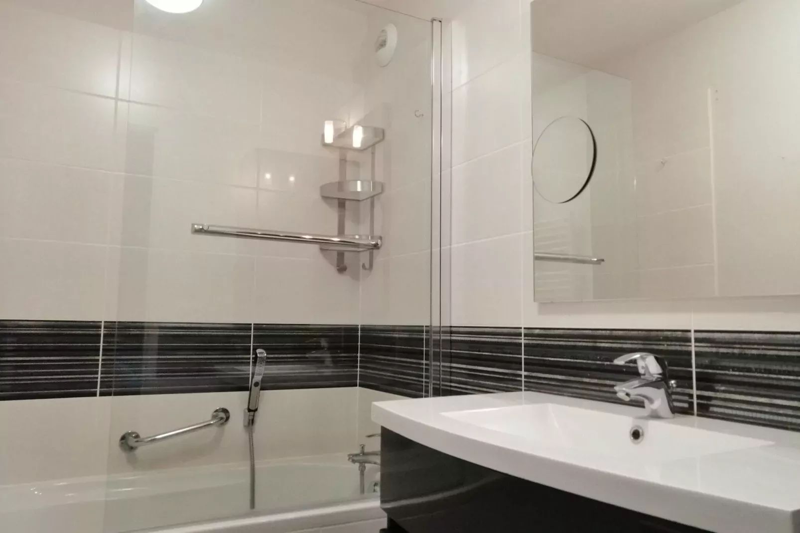 APPARTEMENT DU PORT/ TAILLEPIED-Badezimmer
