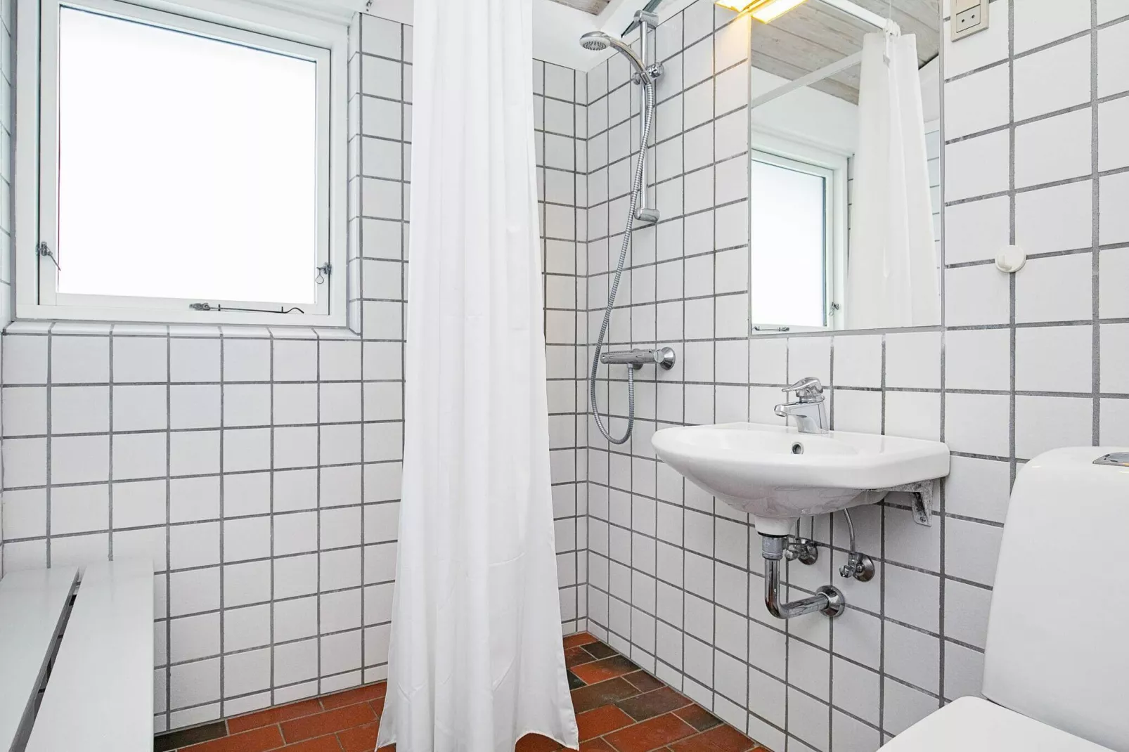 B-3½ room,renovated, Ocean view-Indoor
