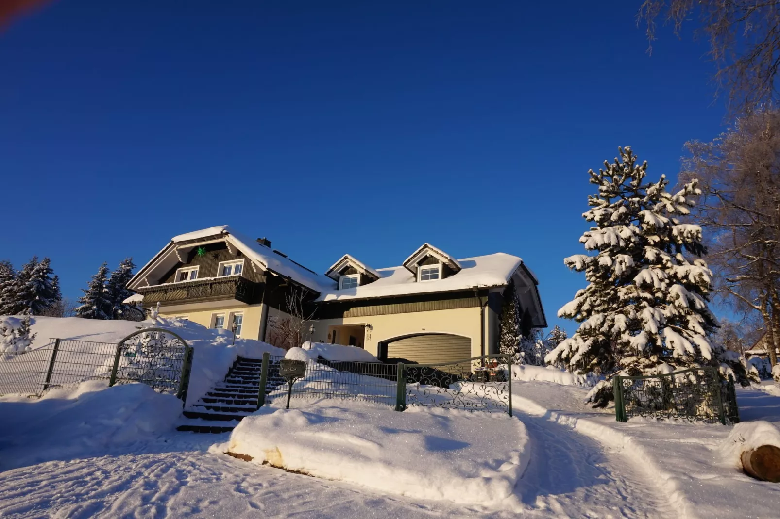 Am Thüringer Rennsteig-Außenbereich Winter