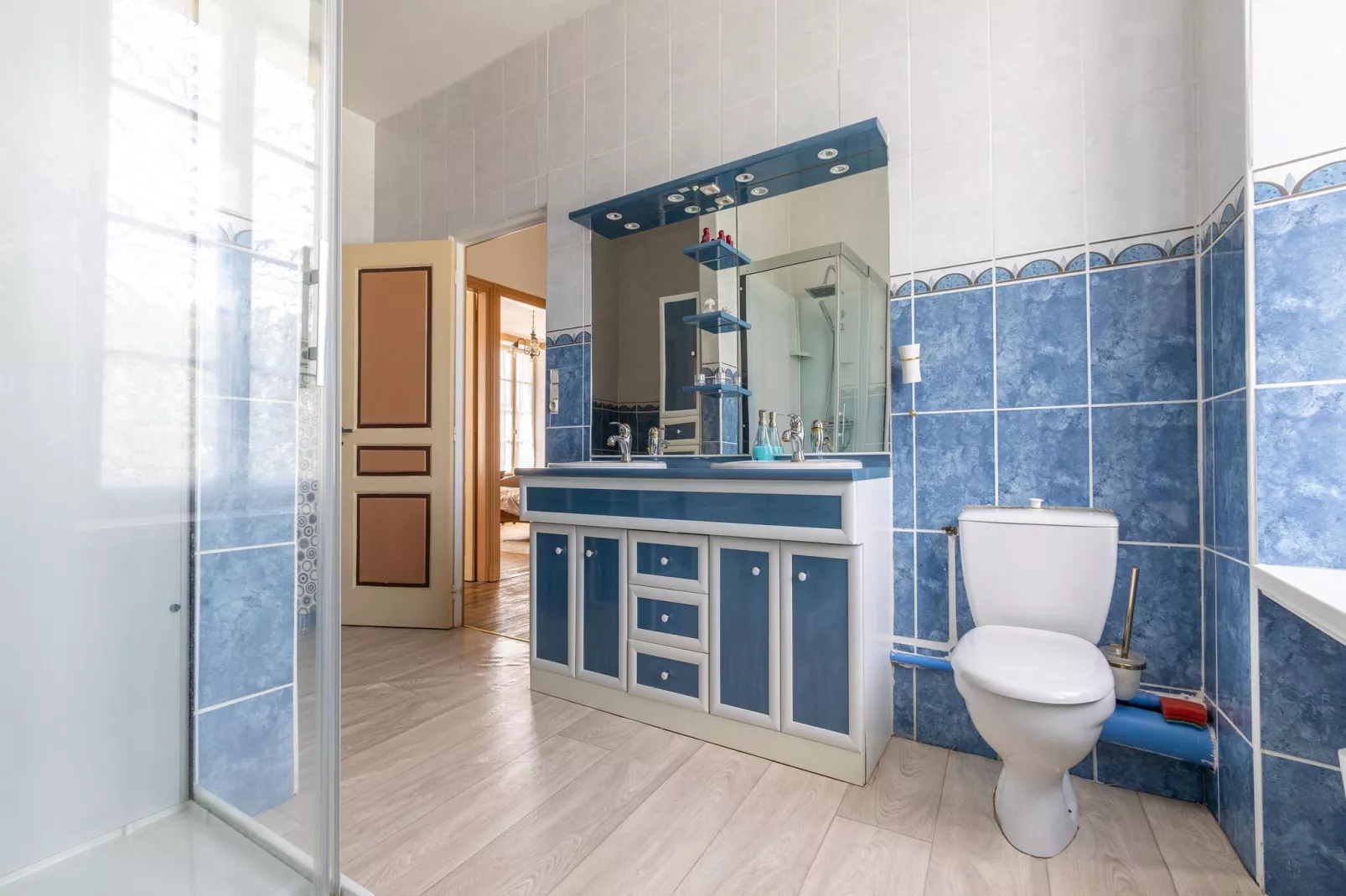 Maison Van der Meer-Bathroom