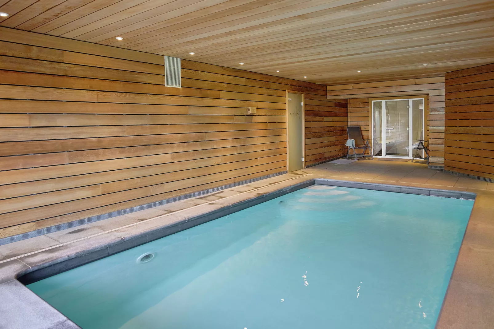 poolofhouse