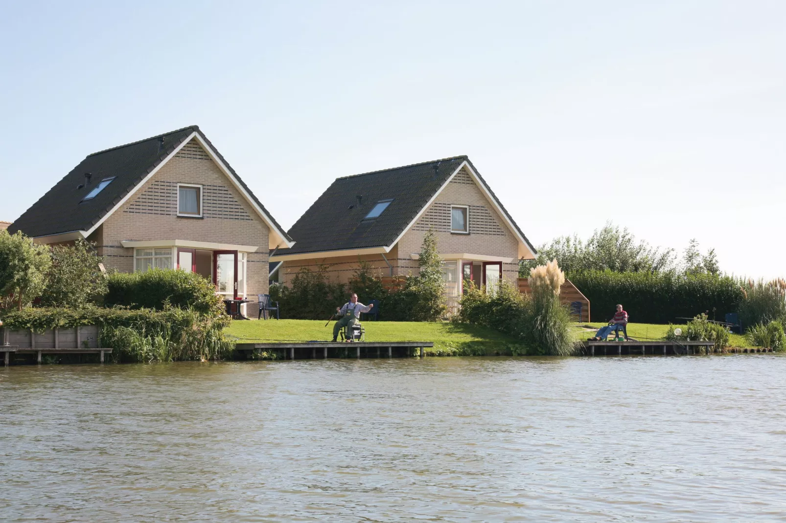 Resort Ijsselmeer 3-Exterior summer