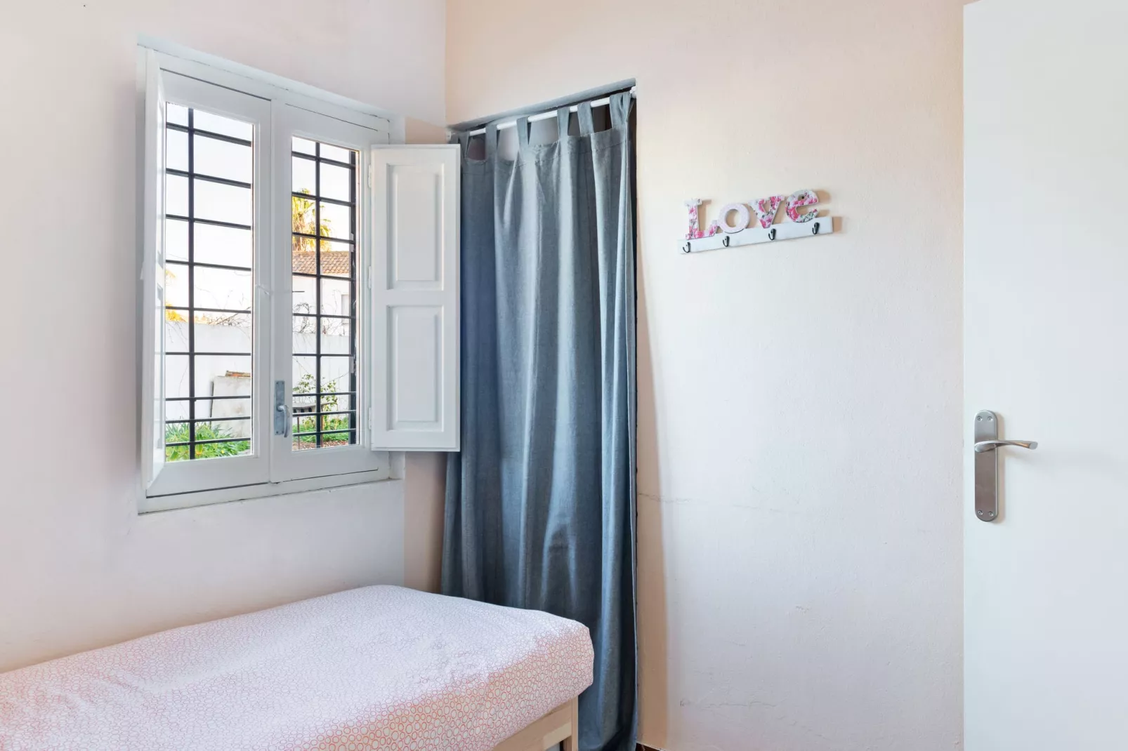 Villa Lili-Bedroom
