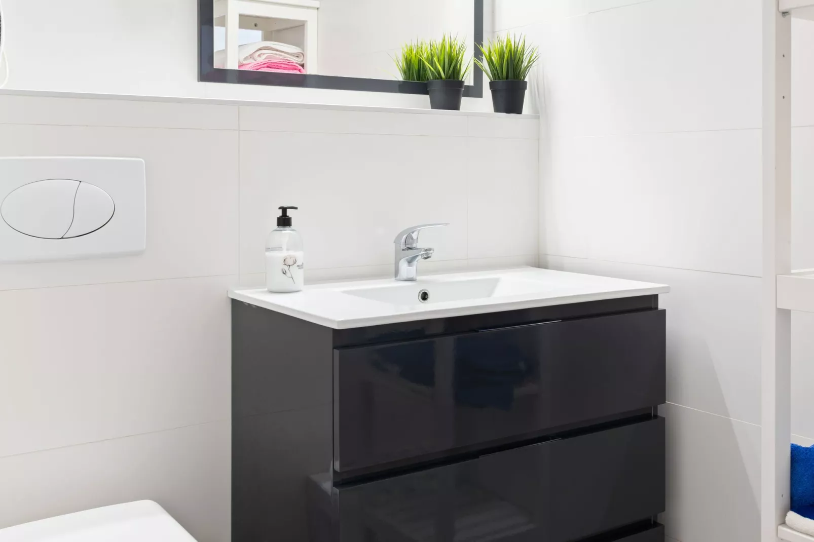 Villa Lili-Bathroom