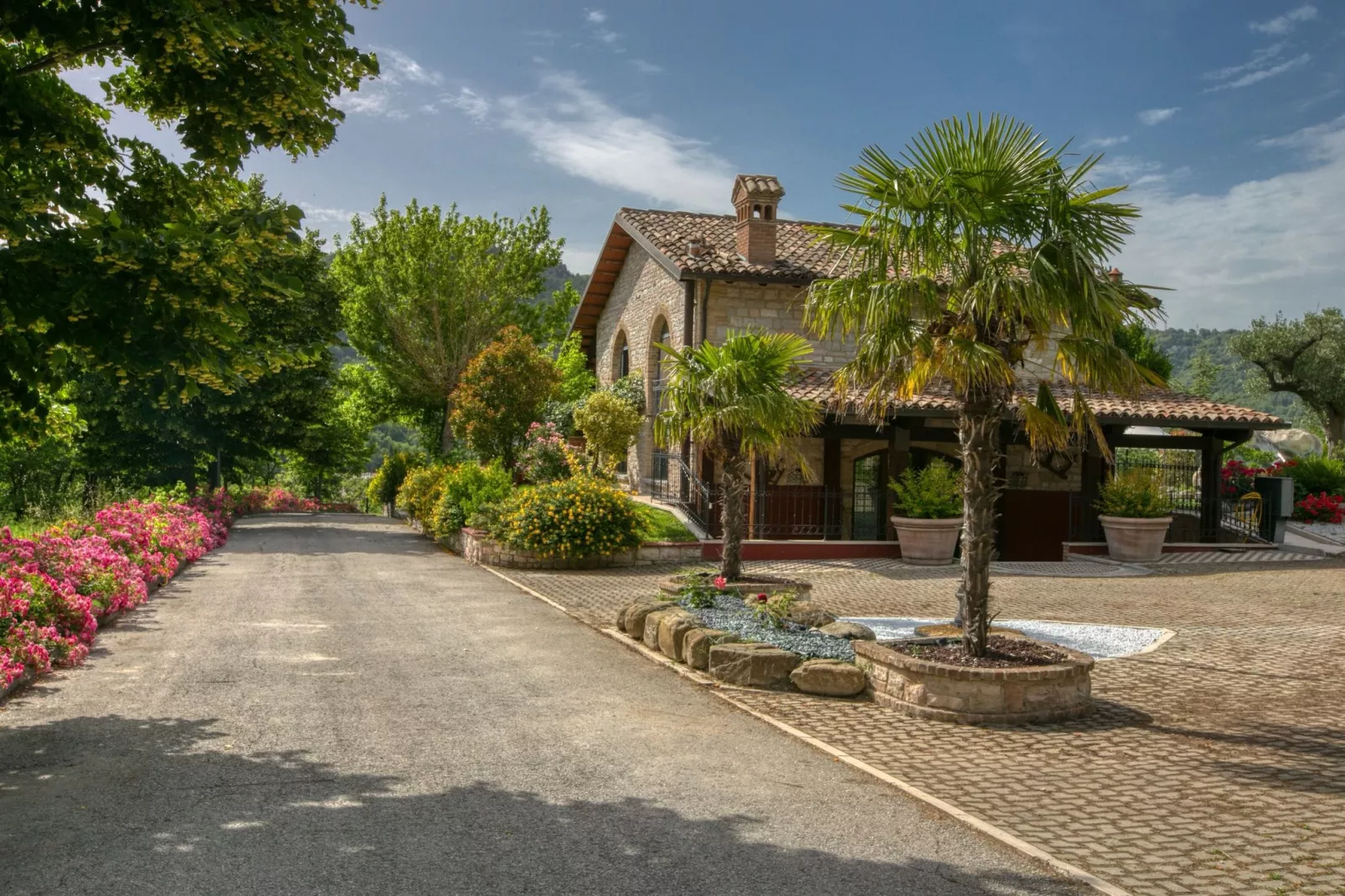 Relax-Exterior in summer