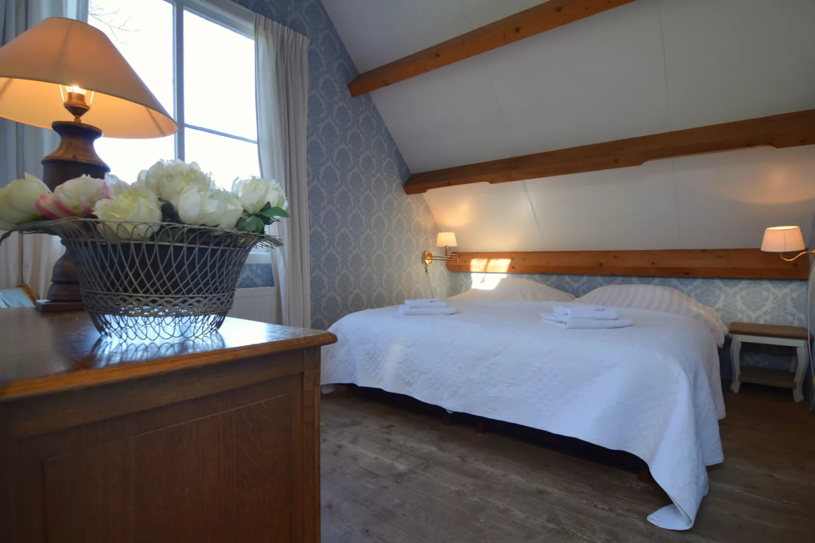 Koetshuis 't Geyn-Landgoed Noordenhoek-Bedroom
