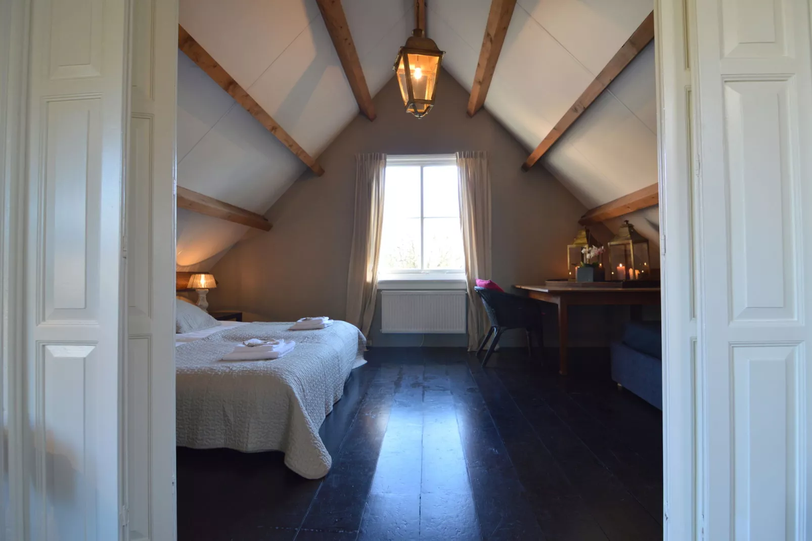 Koetshuis 't Geyn-Landgoed Noordenhoek-Bedroom