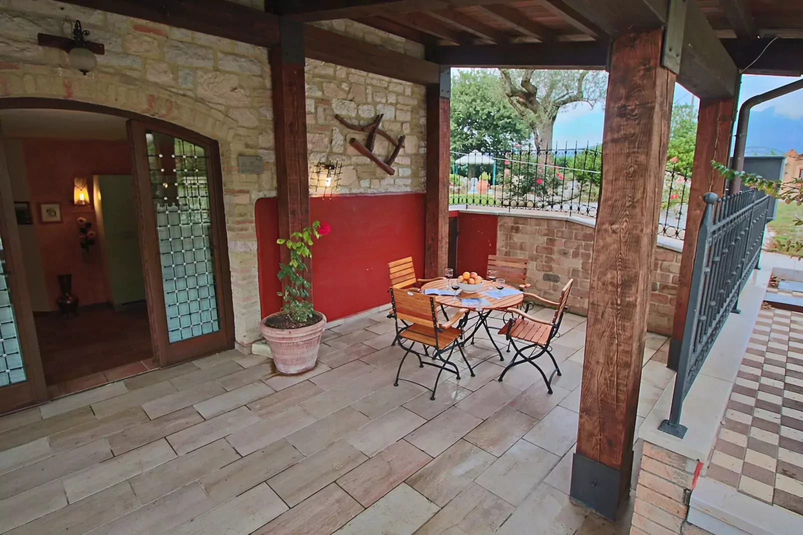 Relax-Terrace balcony