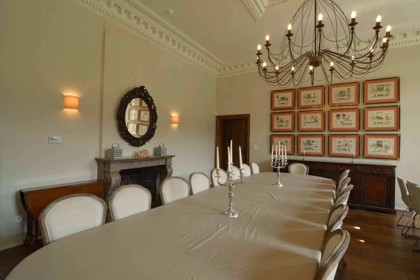 Chateau des Deux Etangs 24 pers-Dining room