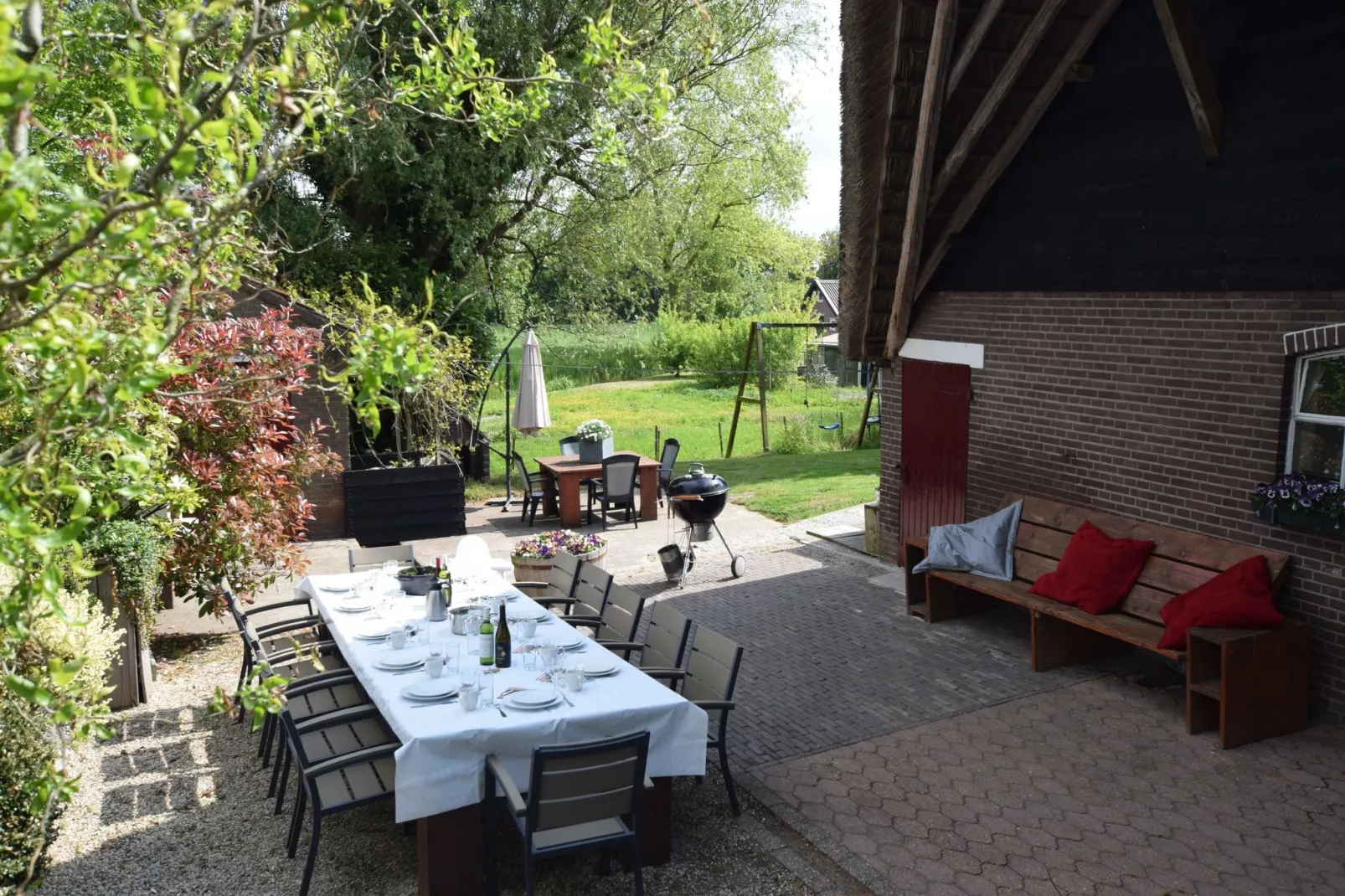 Hoeve Hoogst Tevreden-Exterior summer