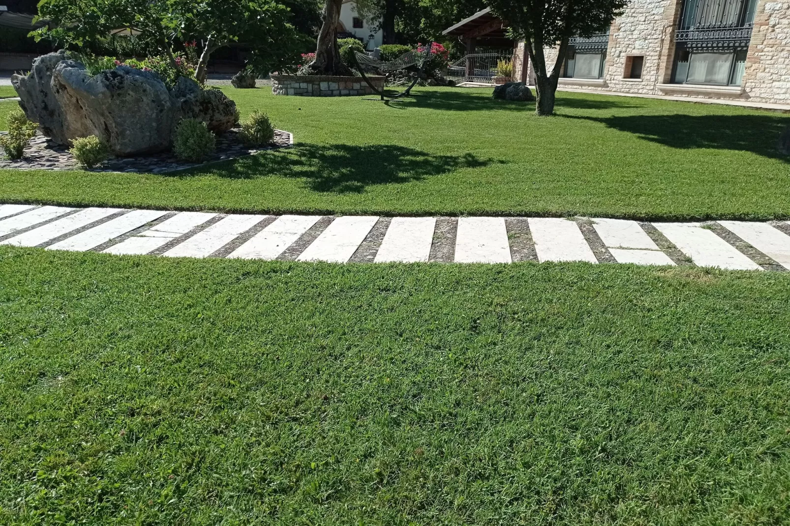 Relax-Gardens in summer