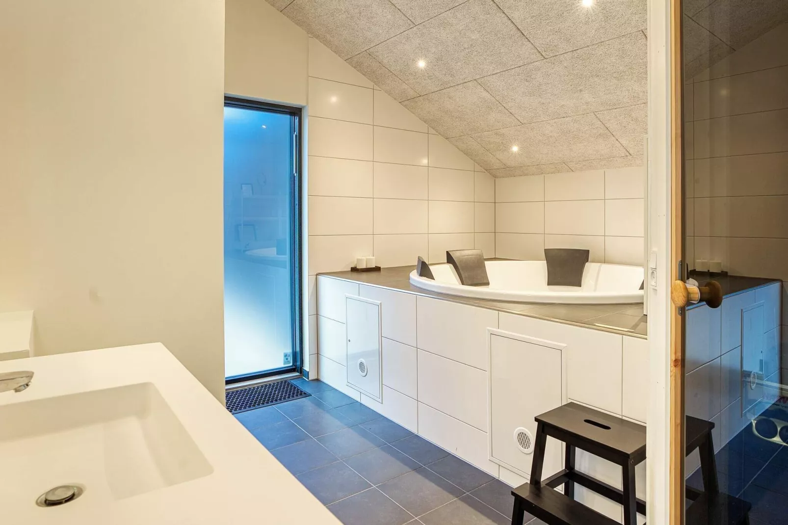 12 person holiday home in Idestrup-Indoor