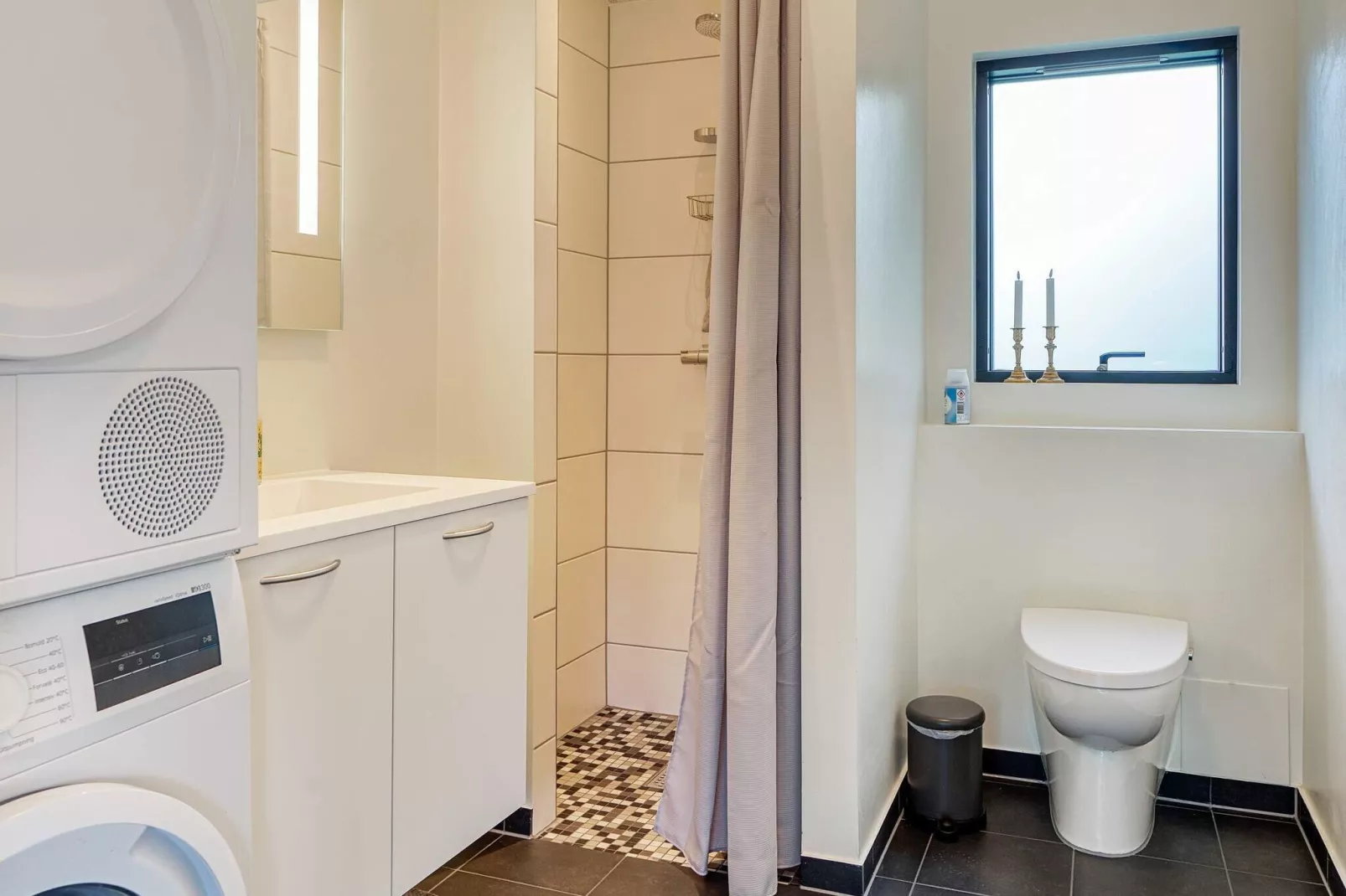 12 person holiday home in Idestrup-Indoor