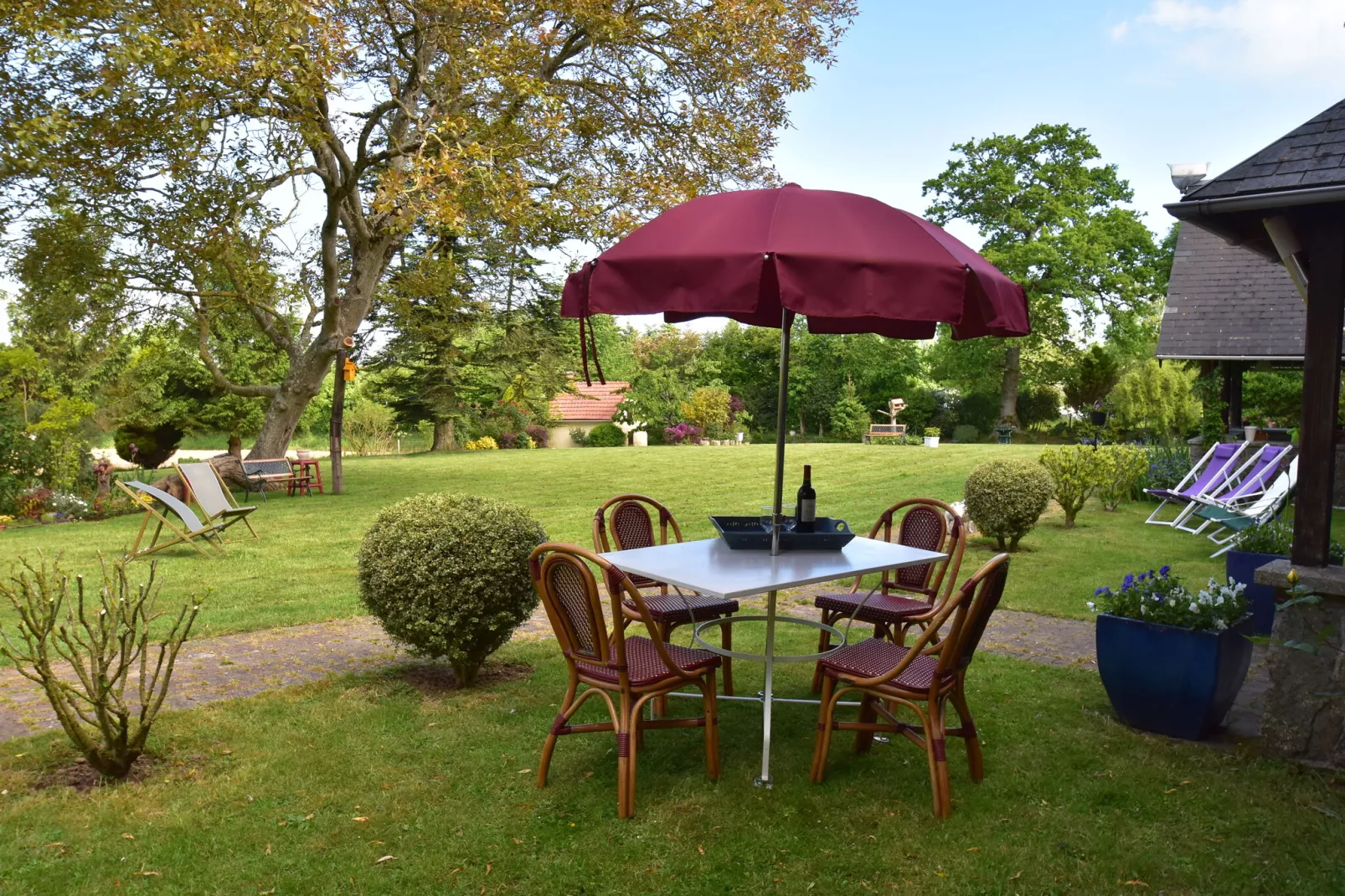 Chez Marylene-Terrace balcony