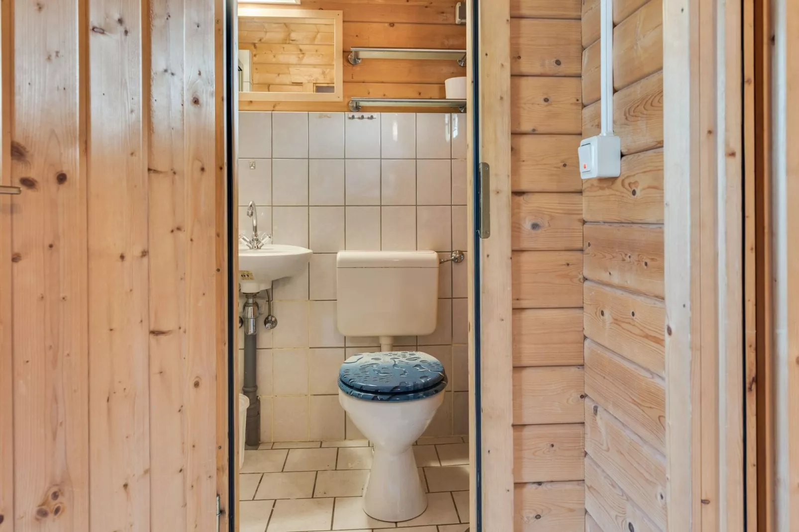 Niederaula-Bathroom