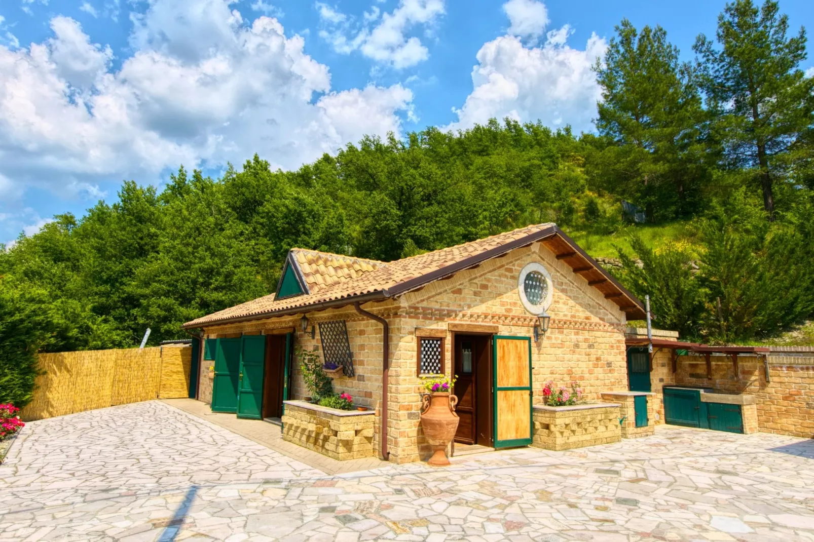 Ripa del Sole-Exterior summer