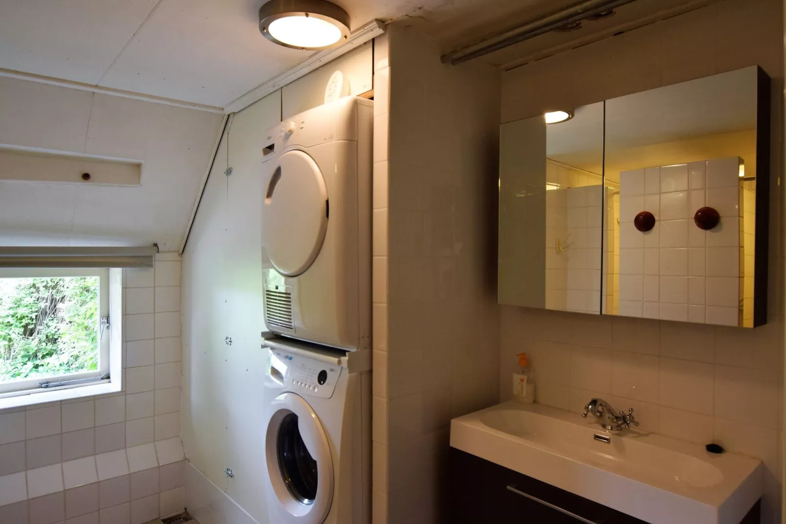 Hoeve Hoogst Tevreden-Bathroom