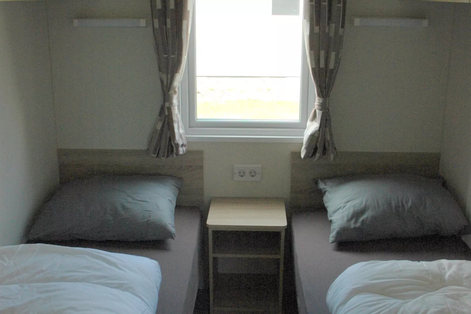 Recreatiepark Duinhoeve 9-Bedroom