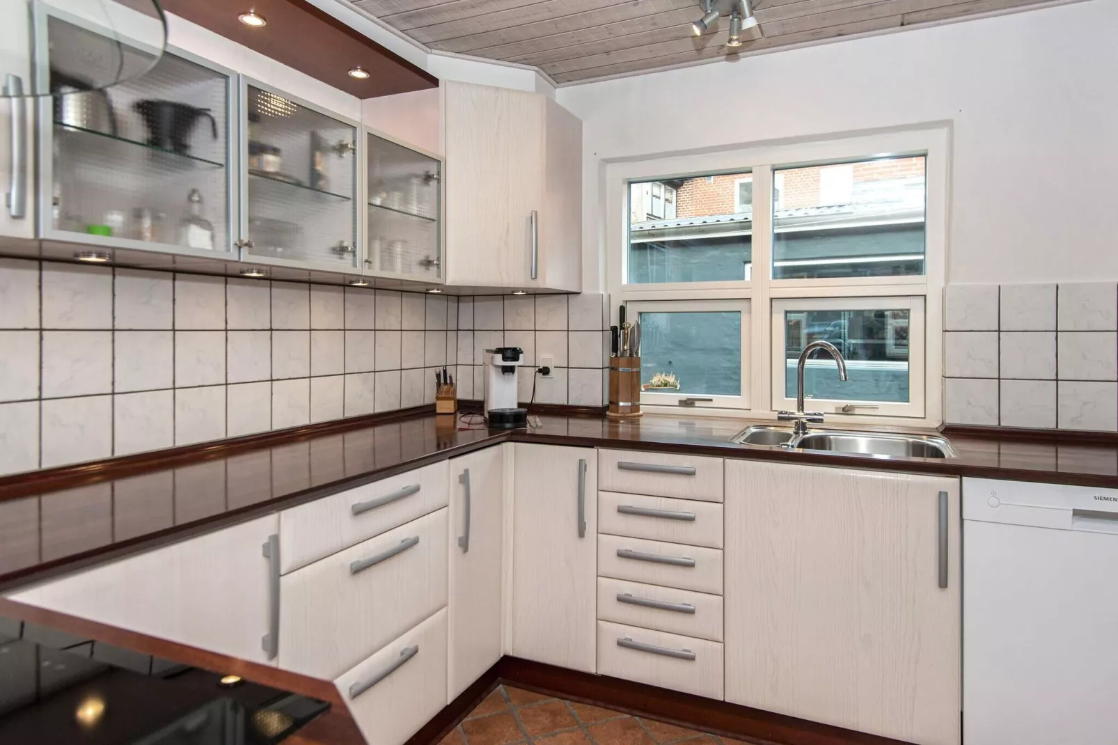 4 person holiday home in Grenaa-Indoor