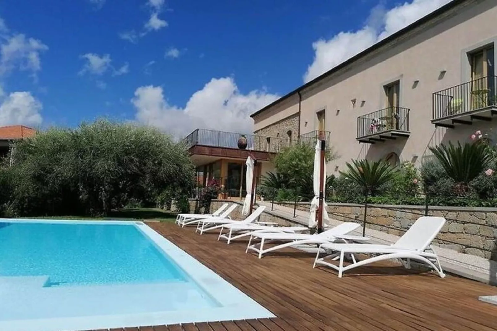 Hotel Alimunera - Swimming pool