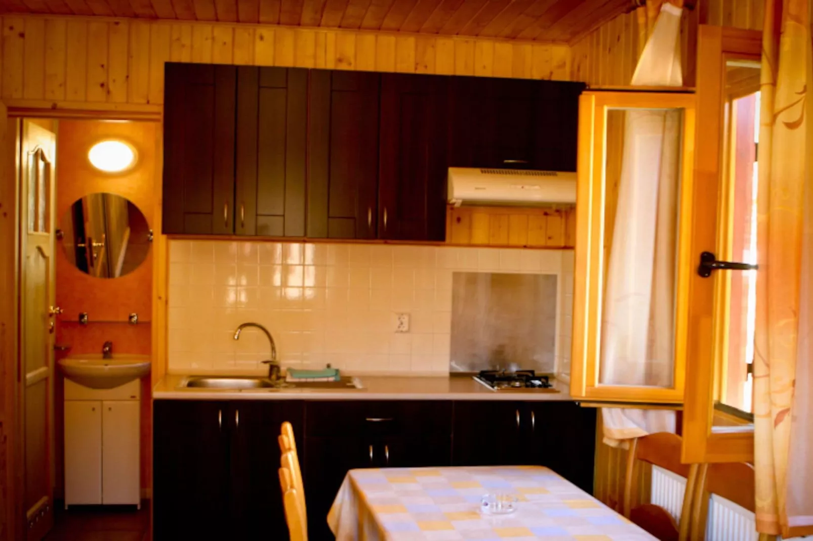 Vakantiepark Isábena 3-Kitchen