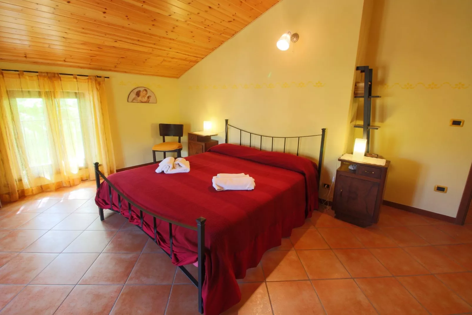 Gina-Bedroom
