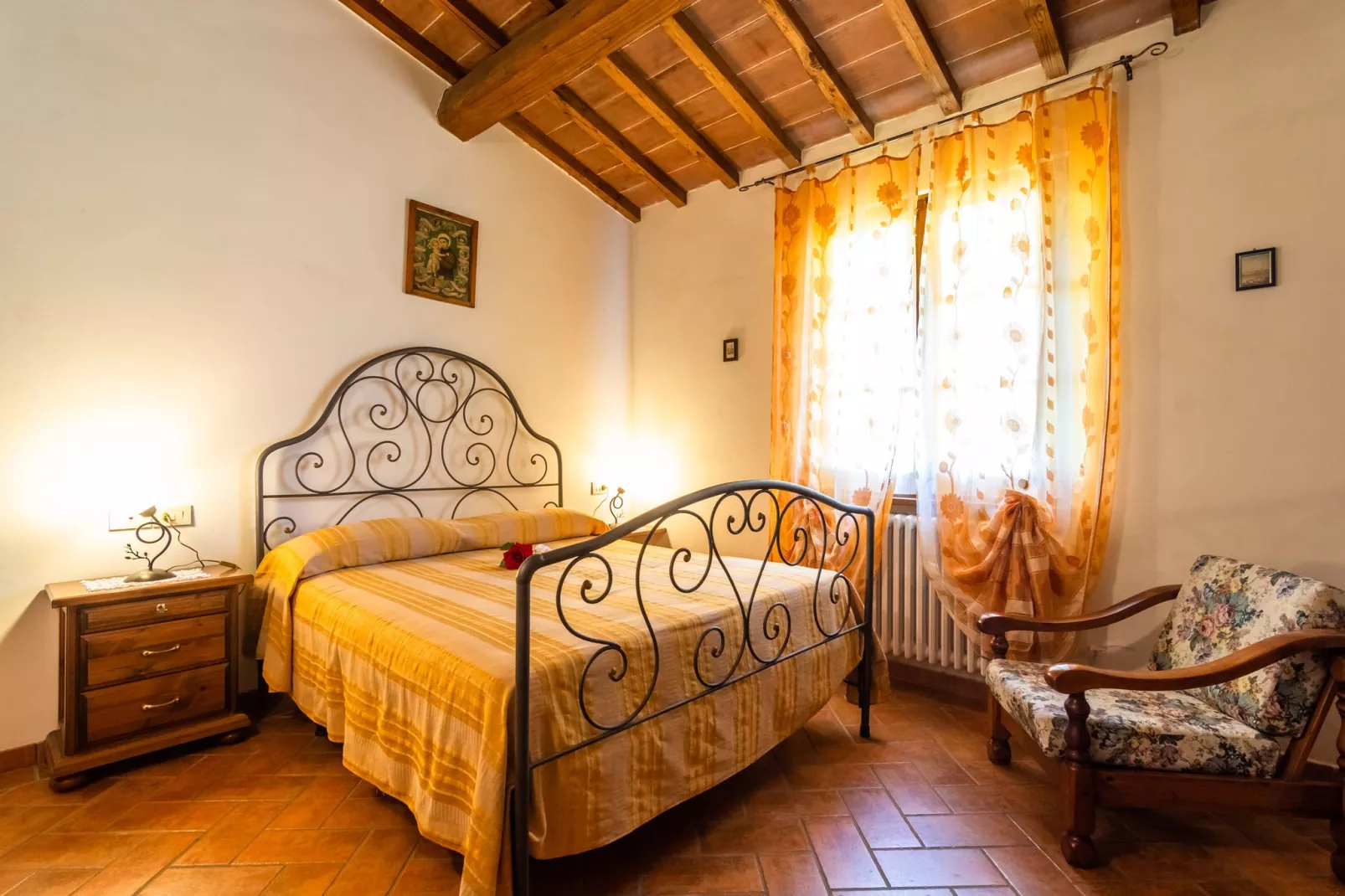 Fiordaliso-Bedroom