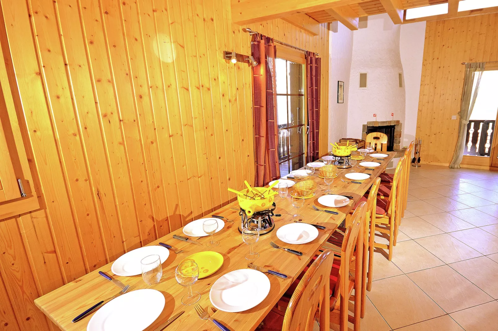 Les Etoiles-Dining room