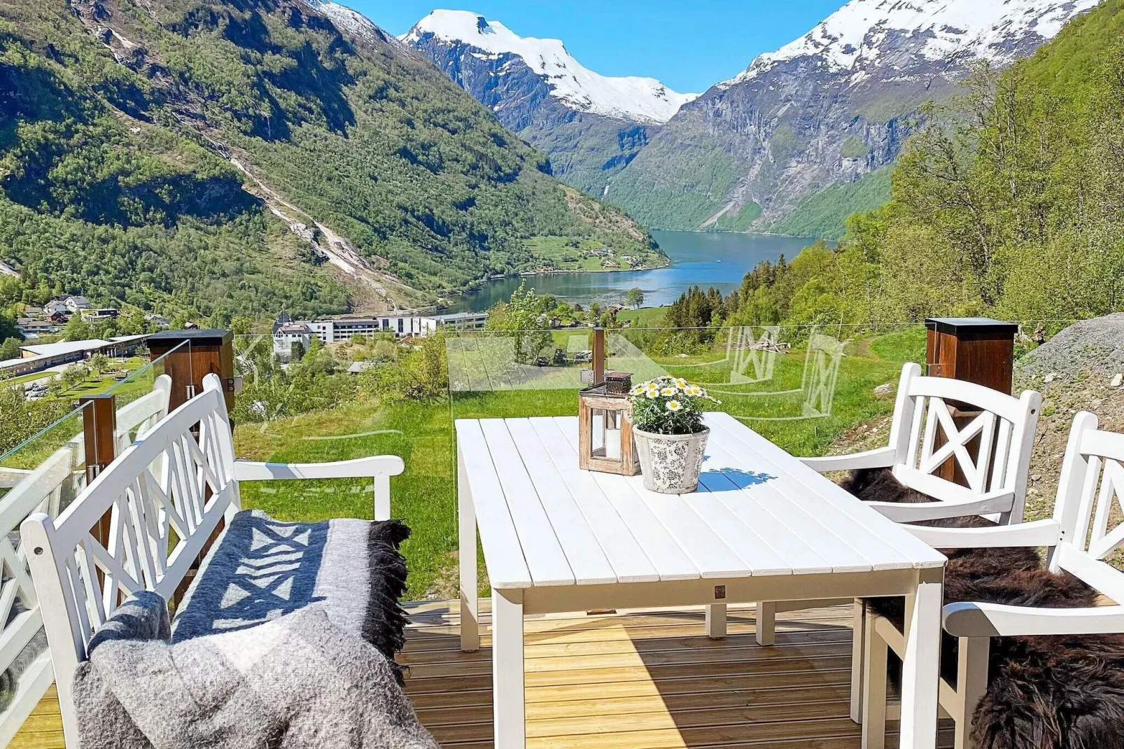 9 person holiday home in Geiranger-By Traum