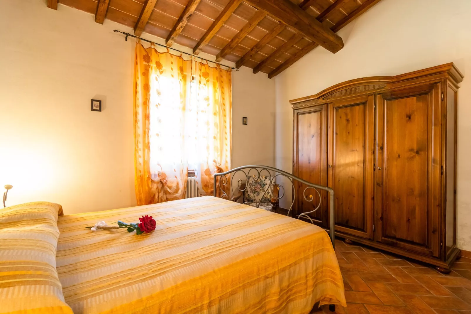 Fiordaliso-Bedroom