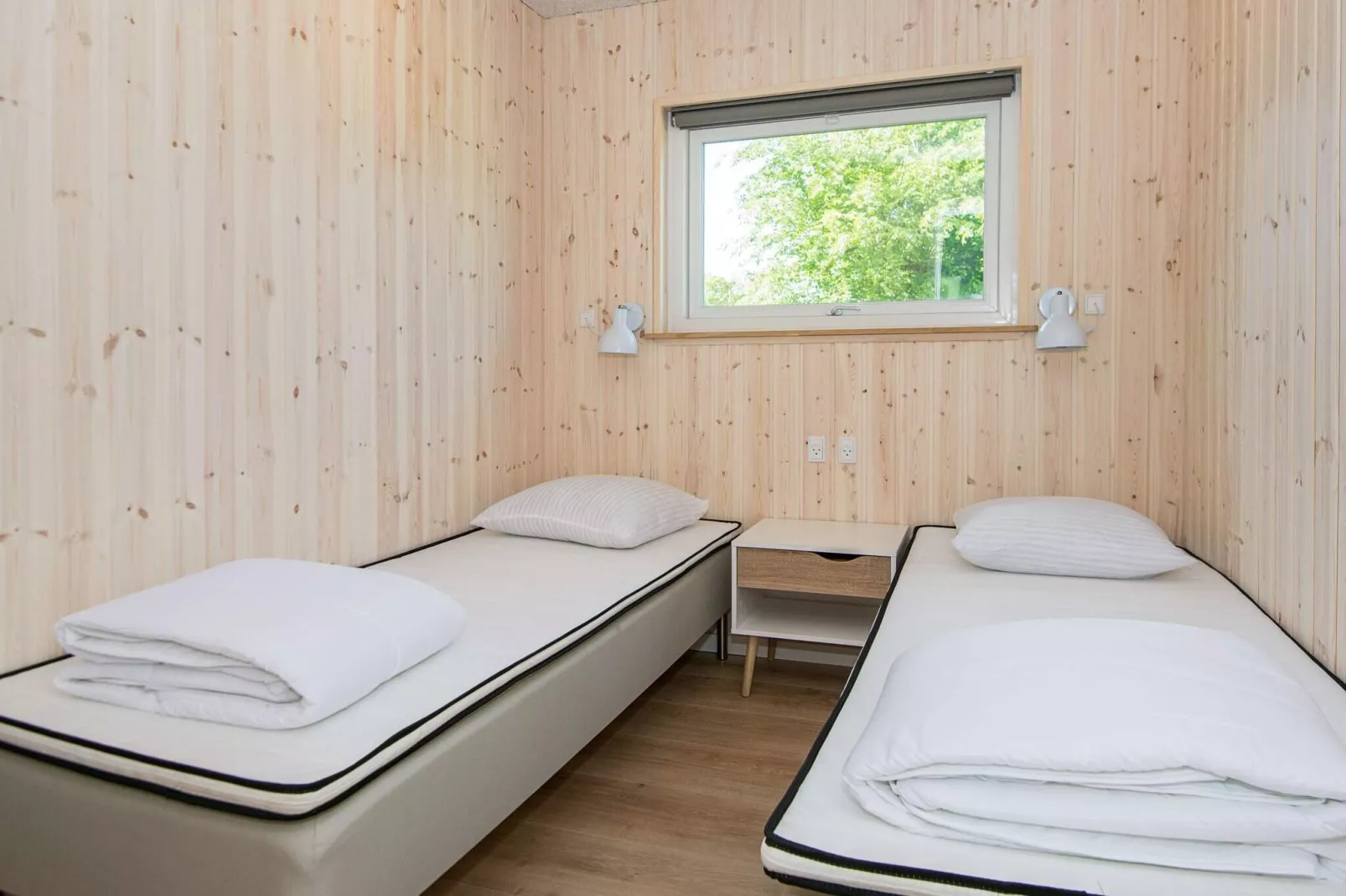 16 person holiday home in Glesborg-Indoor