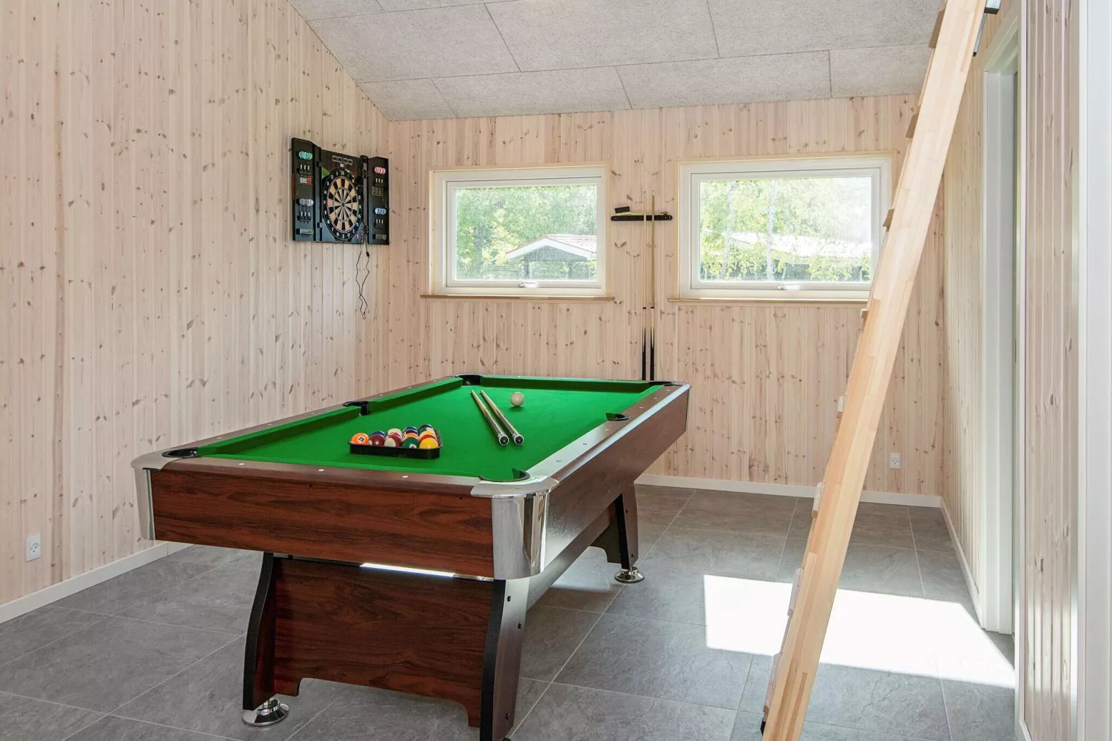 16 person holiday home in Glesborg-Indoor