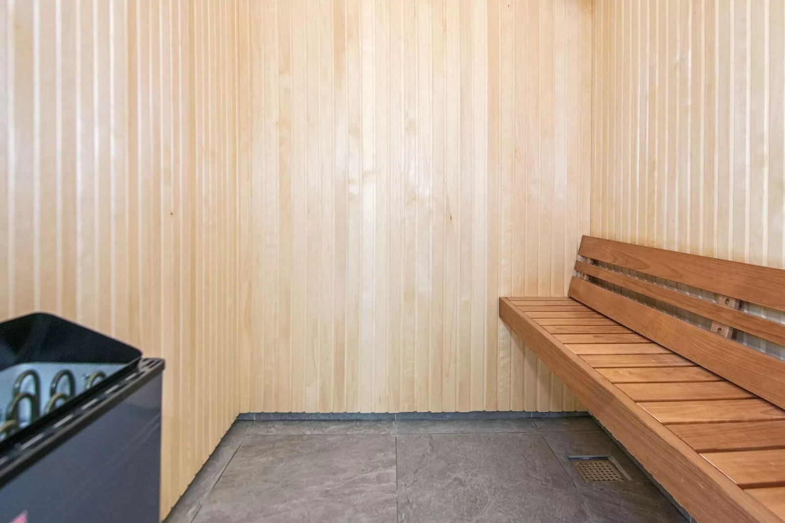 16 person holiday home in Glesborg-Sauna