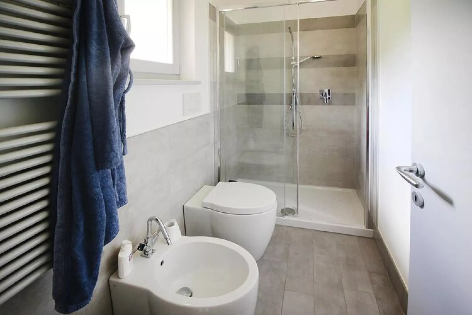 Holiday home Casa Paola Camaiore - Villa Paola-Bathroom