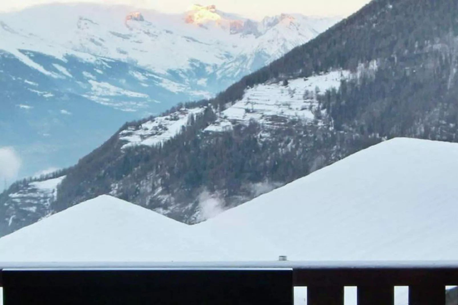Les Etoiles-View winter