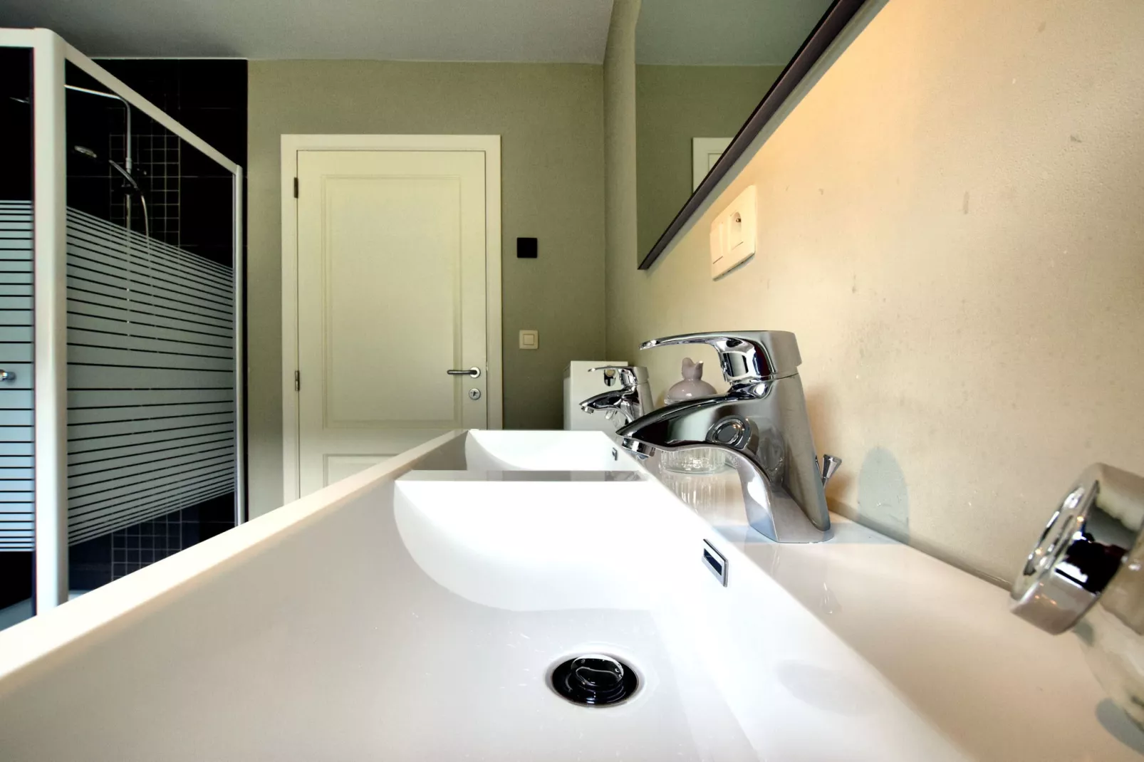 Le Bord d'Eau-Badezimmer