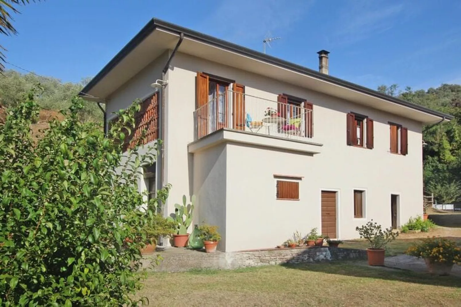 Holiday home Casa Paola Camaiore - Villa Paola-Exterior summer