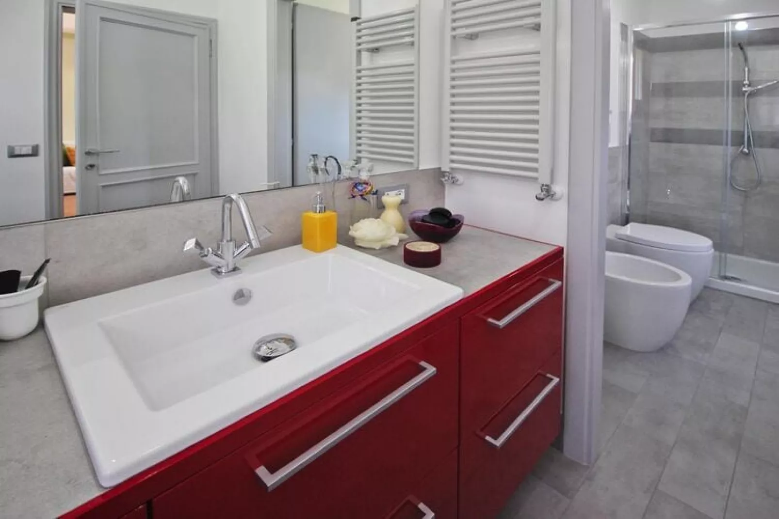 Holiday home Casa Paola Camaiore - Villa Paola-Bathroom
