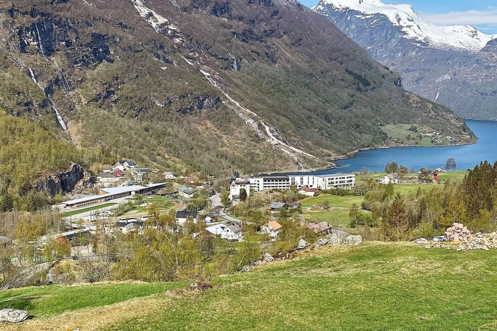9 person holiday home in Geiranger-By Traum-Water view