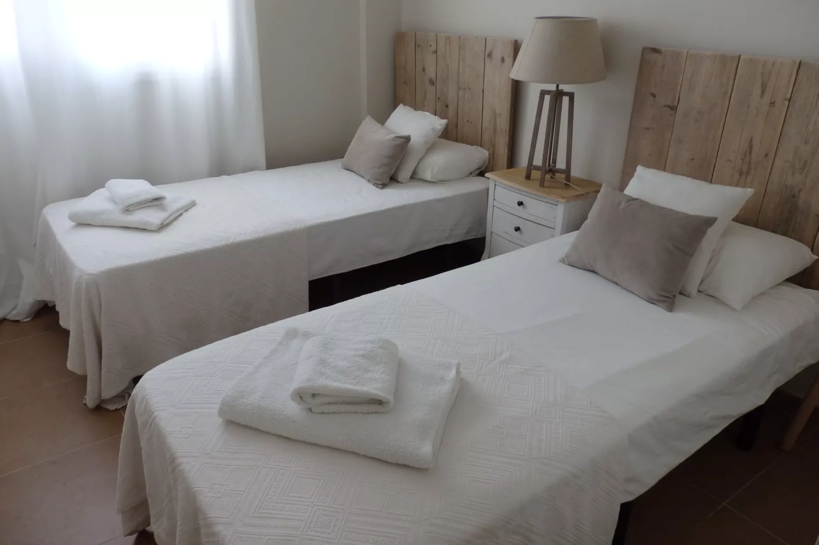 Green Paradise	-Bedroom