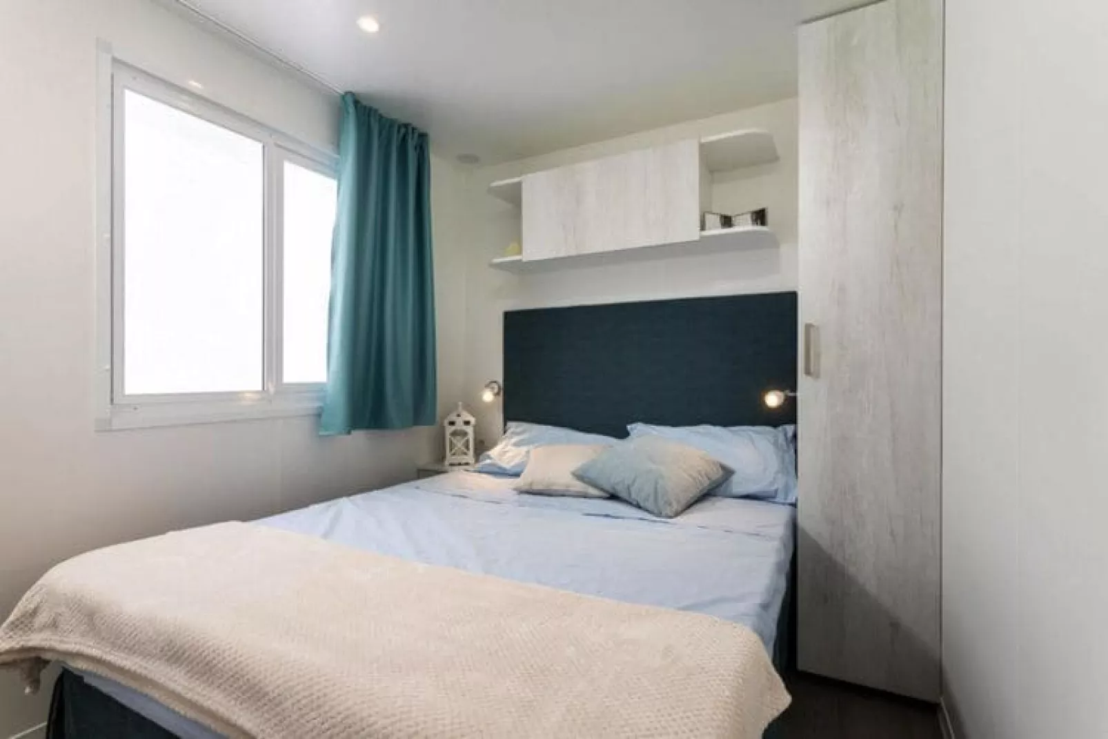 Mobile Homes The Garda Village, Sirmione-MH Deluxe-Bedroom