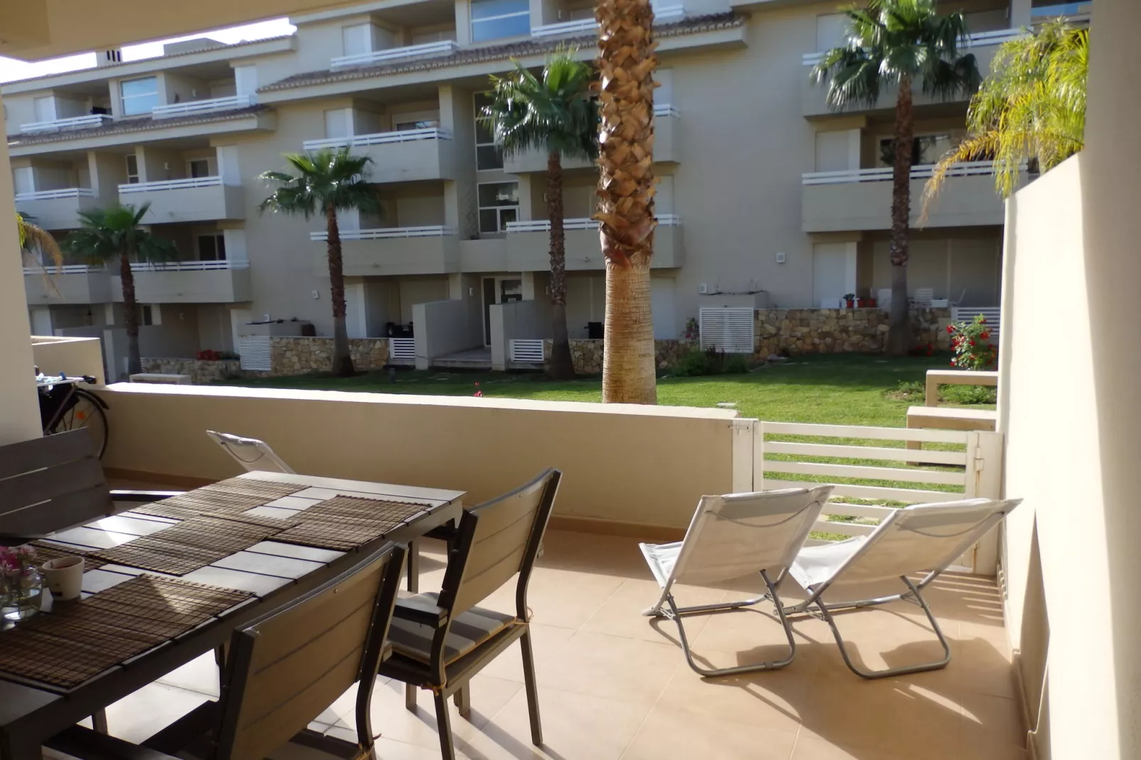Green Paradise	-Terrace balcony