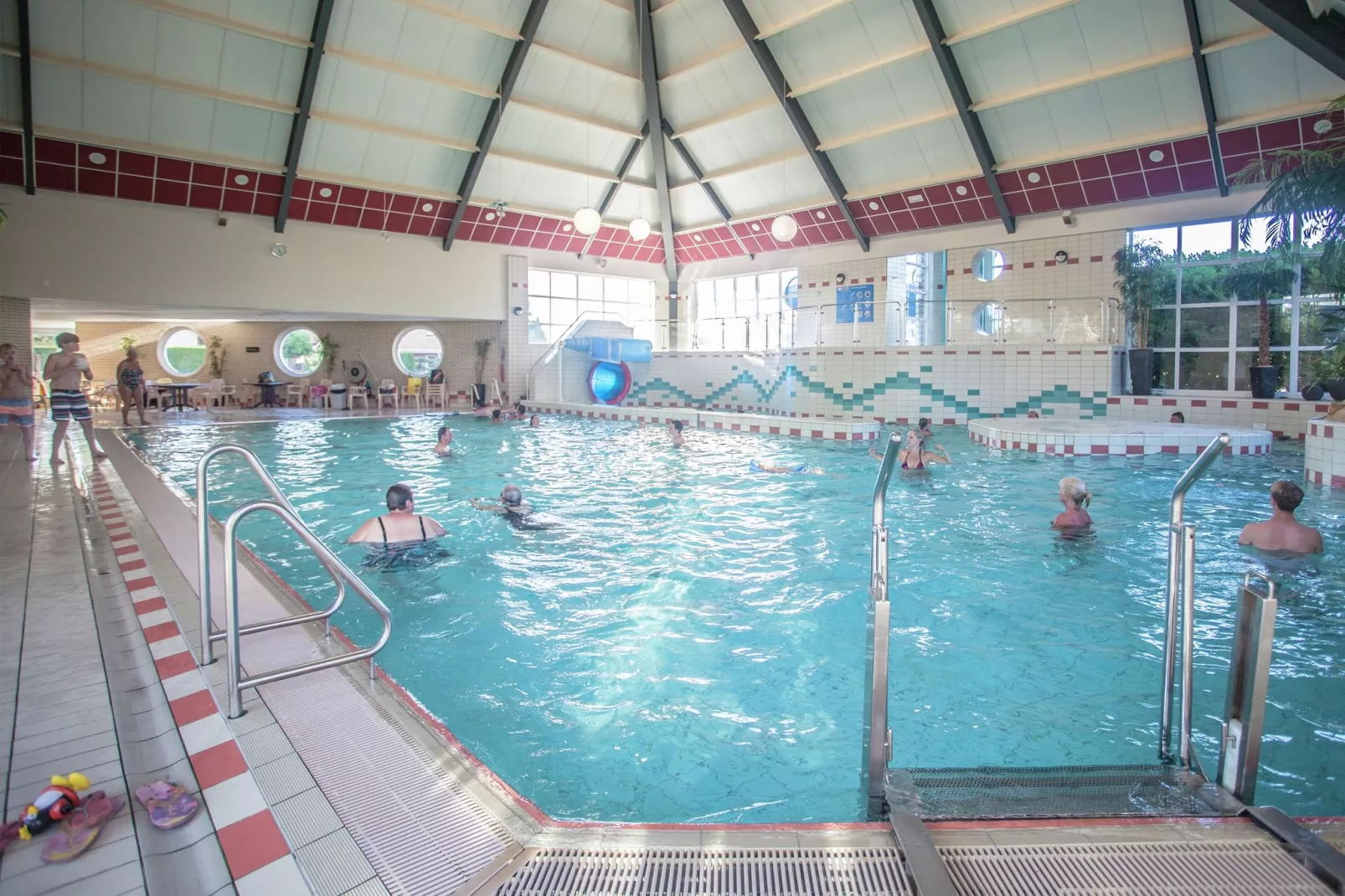 Resort Ijsselmeer 8-Park facilities