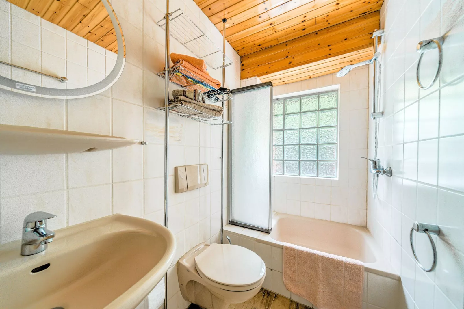 Zorge im Harz-Bathroom