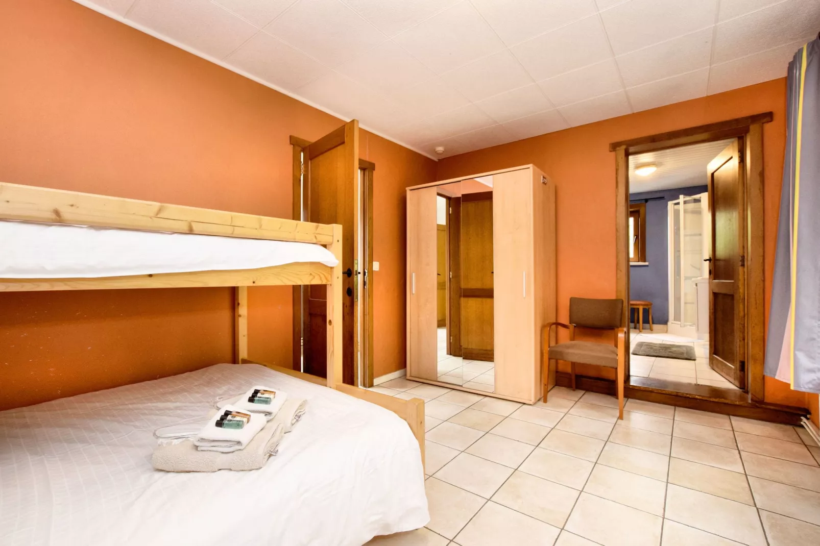 Grand Han-Bedroom