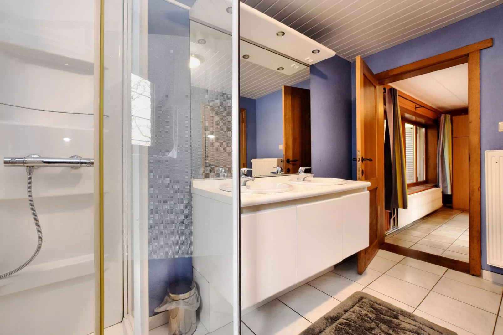 Grand Han-Bathroom