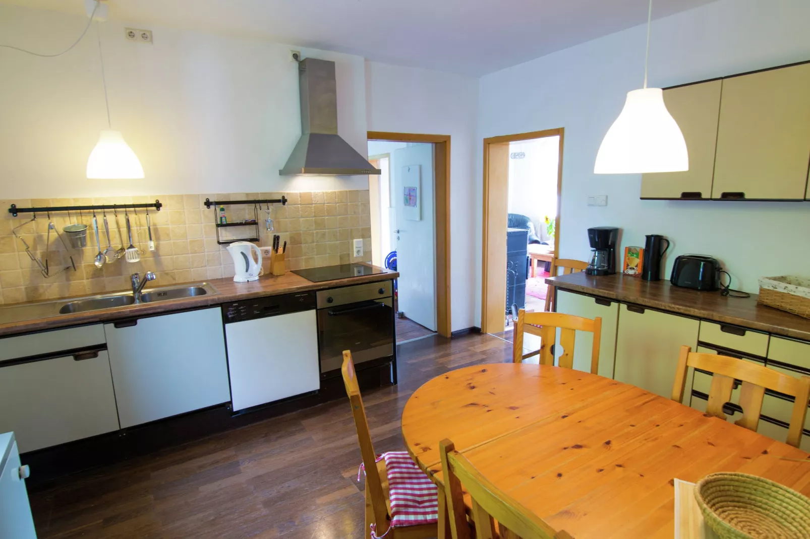 Auf der alten Hofreite-Kitchen