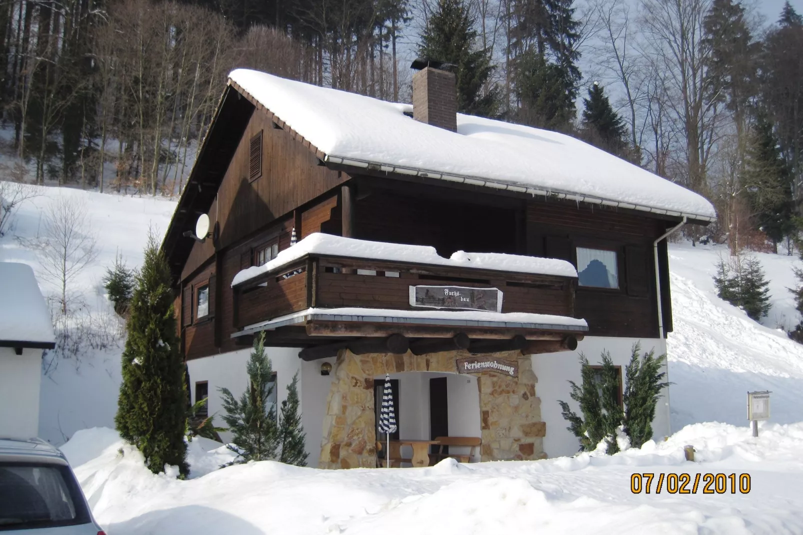 Fuchsbau-Exterior winter