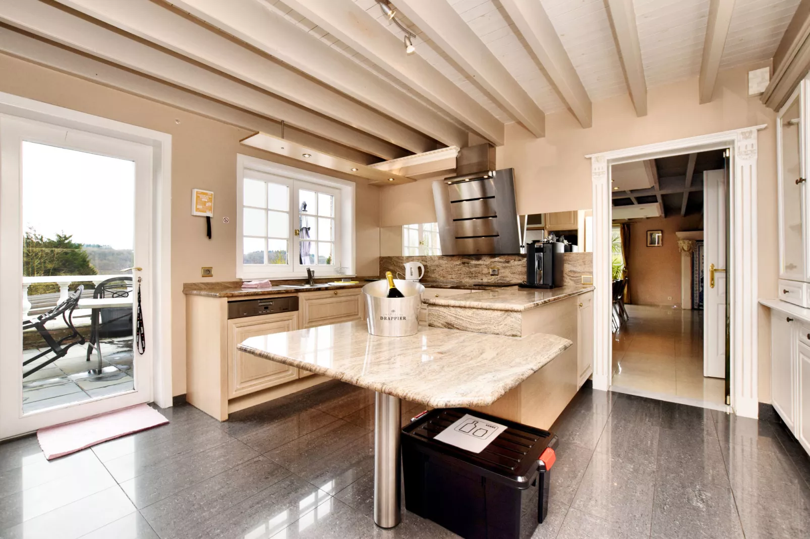 Villa Belle Vue-Kitchen